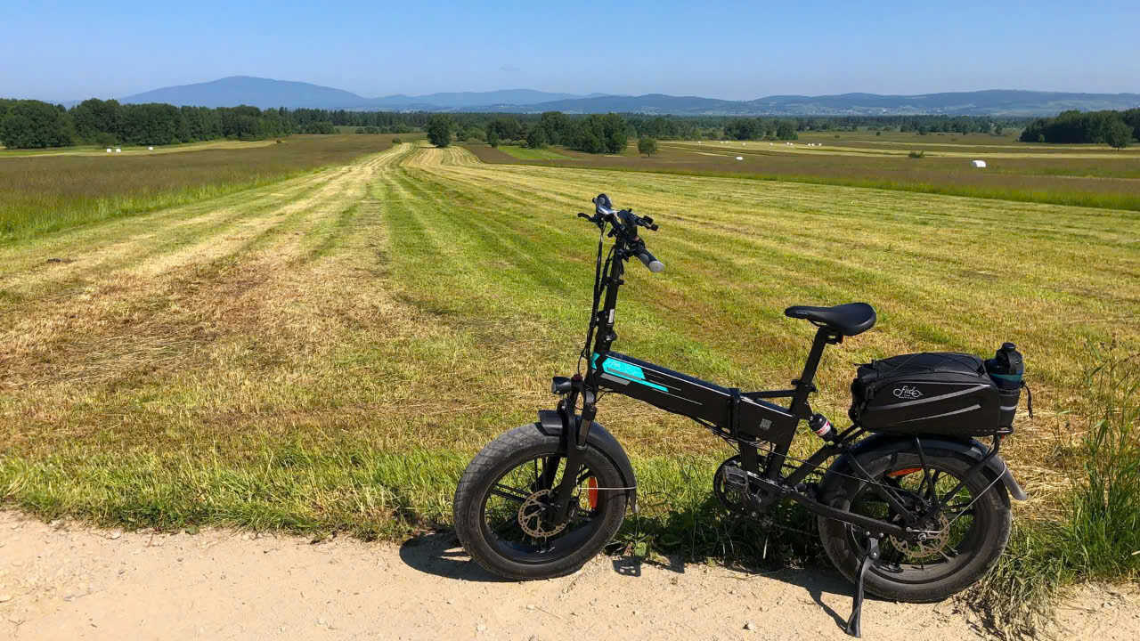 Vì sao nhiều người thích xe đạp trợ lực nhưng lại chần chừ chưa mua?