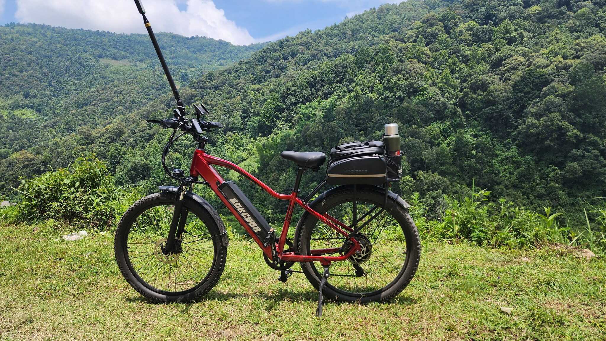Xe báo 120km nhưng đi phượt thực tế chỉ còn khoảng 70km?