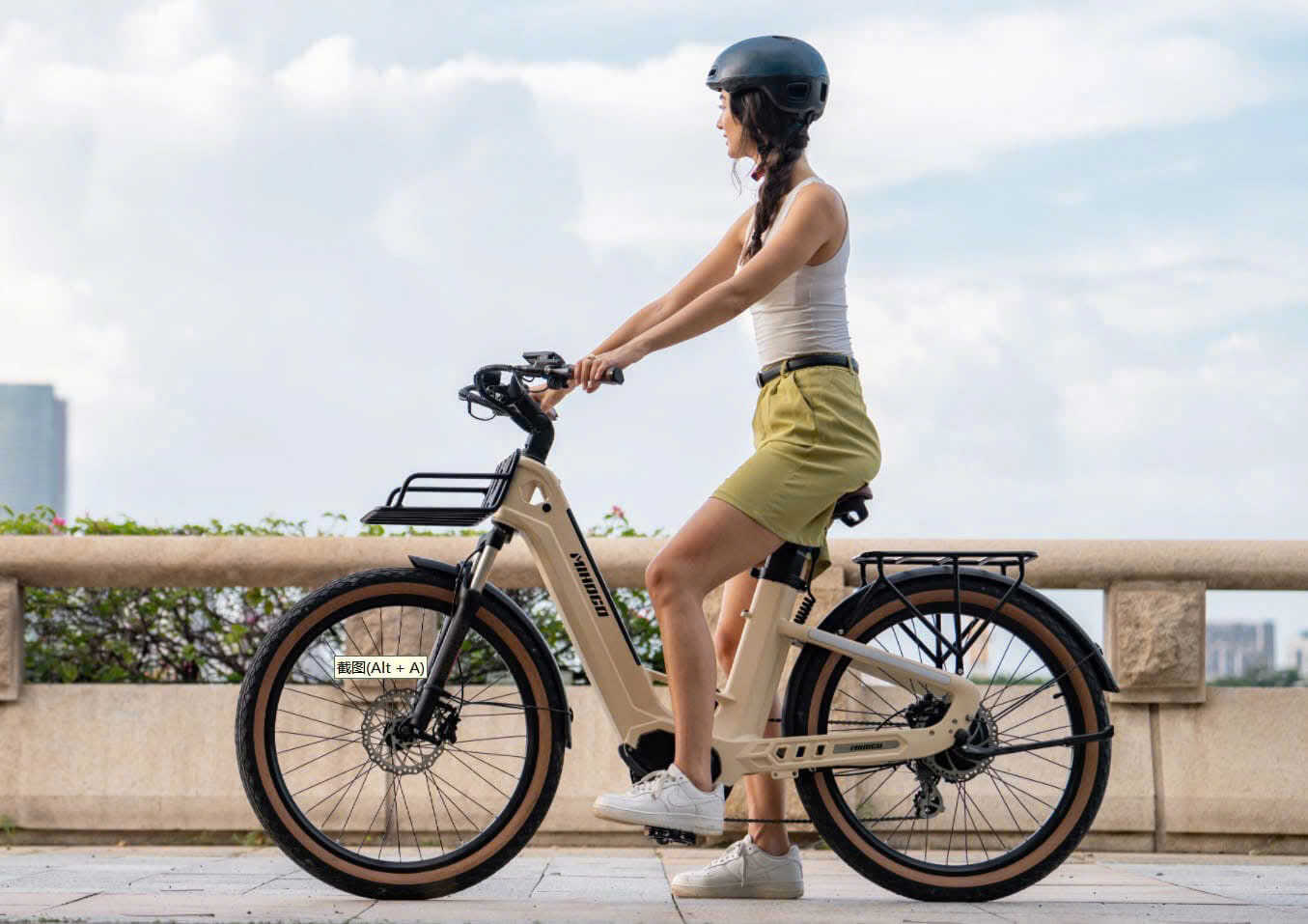 Xe đạp trợ lực có an toàn cho phụ nữ không?